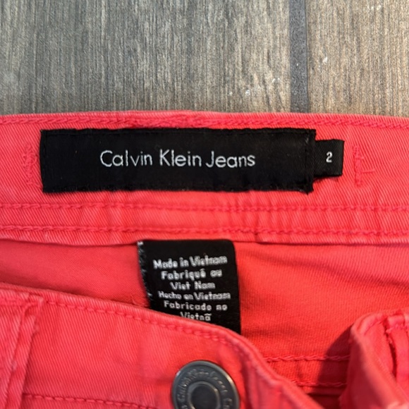 Calvin Klein jeans women’s crop pants. Lightweight cotton. Size 2. Orange/pink - Picture 5 of 6
